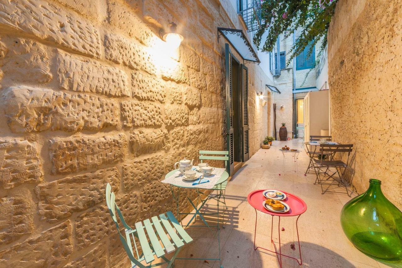 La Luna In Cortile Lecce Buitenkant foto